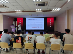 上海德济急诊科成功举办“学急救知识，懂生命意义”科普演练活动